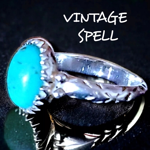 Spell Jewelry - Vintage Spell Designs RARE Lone Wolf Turquoise Sterling Silver Pinky Finger Ring